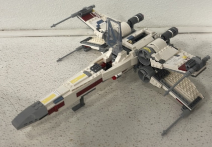 (1) X Wing Lego Starwars Lego Set