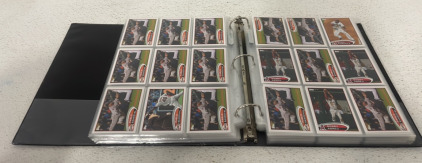 (1) Binder Topps Collectible BaseballCards