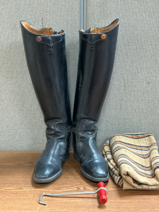 Vintage German Konigs Leather Equestrian Riding Boots w/ Boot Trees, Hook & Plaid Storage Sacks