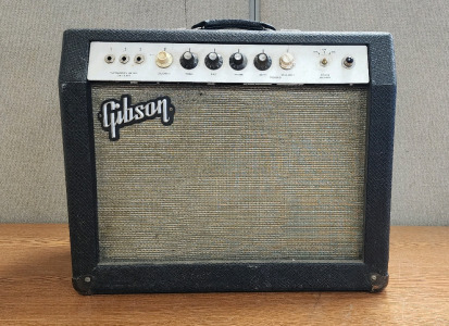 Vintage Gibson Amp, For Display Or Repair, Perfect Collectors Piece