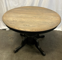 Round Table With Leaf