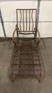 Vintage Metal Longe Chair