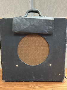 Vintage Montgomery Ward Sound Equipment w/ Settings For Phonograph/Microphone/Tone