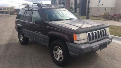 1997 JEEP GRAND CHEROKEE LAREDO - 4X4