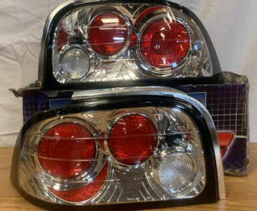 Ford Mustang 94-95 Light Covers, Opened For Photos