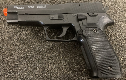 Sig Sauer P226 Air Soft Gun