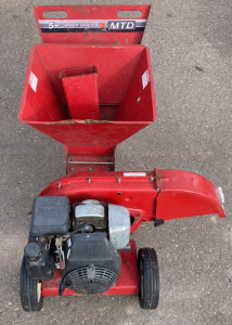 Red MTD 5 Hp Chipper/Shredder