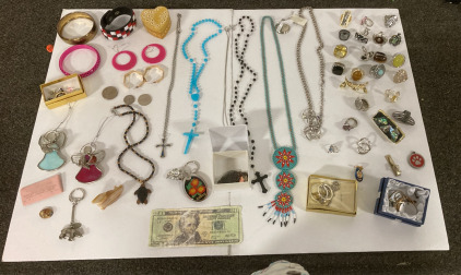 Jewelry, Knicknacks