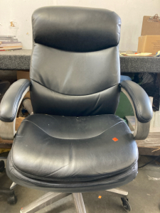 Standard Black Computer Chair