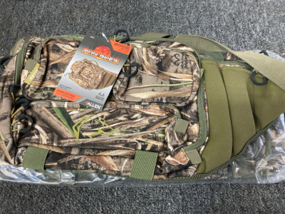 (2) Punisher Waterfowl Waistpack-new
