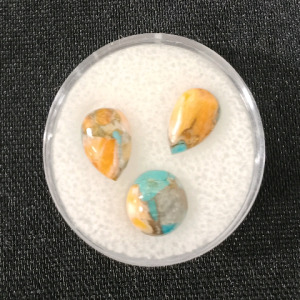 (1) 4.75ct (Set Of 3) Oyster Copper Turquoise Cabochon