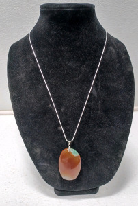 (1) 115.85 ct Orange & Green Druzy Geode Gemstone w/.925 Necklace