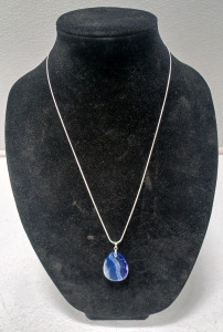 (1) Blue Dragon Veins Agate Gemstone Teardrop w/.925 Necklace