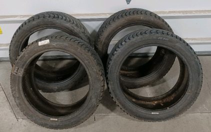 (4) Winter Tires 195/45 R16