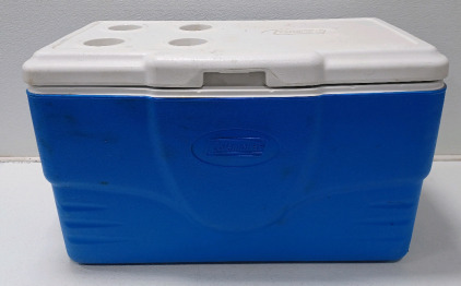 (1) Coleman Large Family Cooler