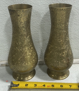 (4) Assorted Brass Vases (7+) Assorted Brass Decor