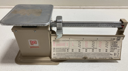 Vintage Pelouze Postal Scale