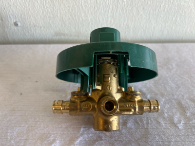 Moen 2328PF M-Pact Posi-Temp Pressure Balancing Valve with 1/2" Cold Expansion PEX Connection