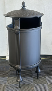 Neri 18 1/2’’ x 41’’ Galvanized Steel Decorative Trashcan