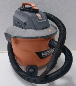 (1) Ridgid Shop-Vac (Turns On)