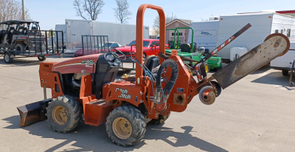 Ditch Witch RT40 Riding Trencher