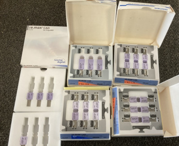 Dentist Equipment- E.Max CAD,