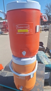 Rubbermaid water coolers