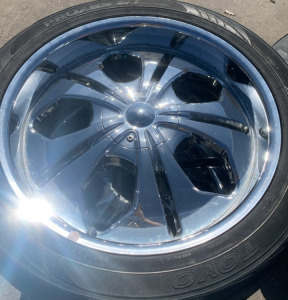 Devino Rims & Tires (3)