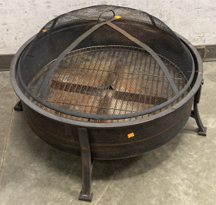 Outdoor Fireplace With Grated Lid