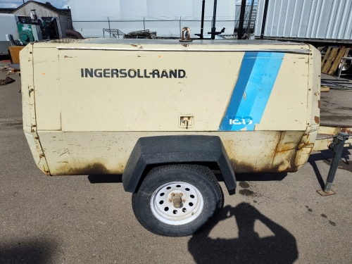 Ingersoll Rand Industrial 160 Portable Air Compressor. 4 Cylinder John Deere Diesel. Cranks and Runs Amazing, Builds Pressure in No Time