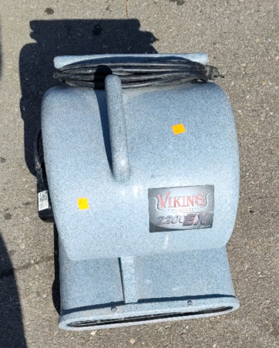 Viking Centrifugal Air Mover 2200EX (powers on)