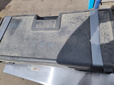 Crain Double Case Carpet Stretcher