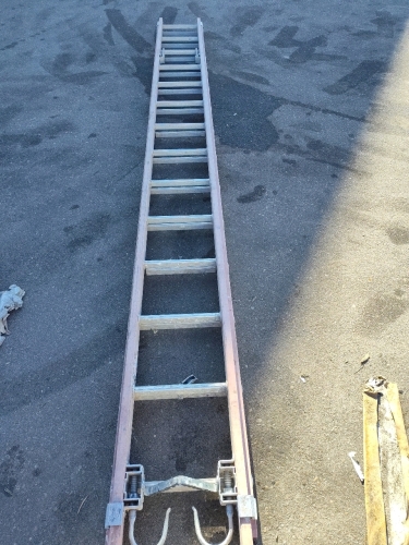 28' Orange Extension Ladder