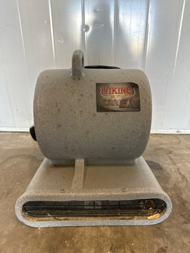 Viking Centrifugal Air Mover 2200EX (powers on)