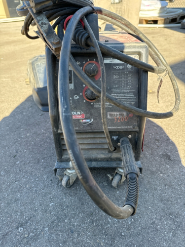 Lincoln Electric Weld Pack 3200 HD w/ Helmet & Wire