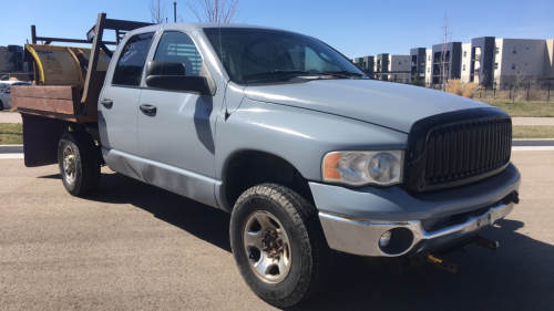 2005 DODGE RAM 2500 - 4X4 - DIESEL - FLAT BED & PLOW - LOCAL FLEET
