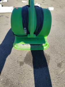 Drieaz Sahara Centrifugal Air Mover powers on
