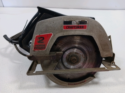 Sears Craftsman 7 1/4" Circular Saw (Powers on)