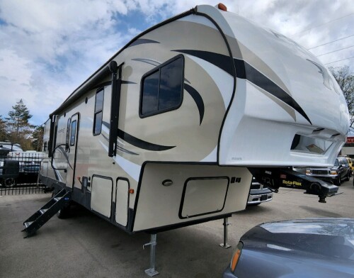 2019 Keystone Hideout 292MLS 33' 5th Wheel