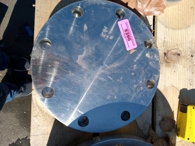 (2)Stainless steel flangeis 6"