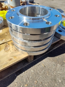 (5) 8 Bolt4"x 1" Stainless Steel Flanges