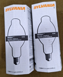 (2) SYLVANIA Metalarc BT37 Bulbs