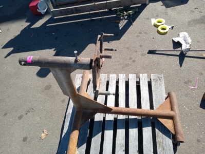 Moter rack 38"wide by 30"1/2" long on weals rust color made of steel