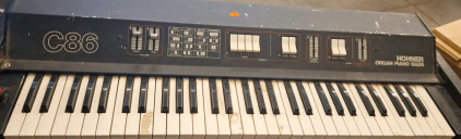 C86 electric keyboard