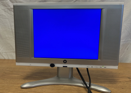 Vizio 13&rdquo;LCD TV, Powers On