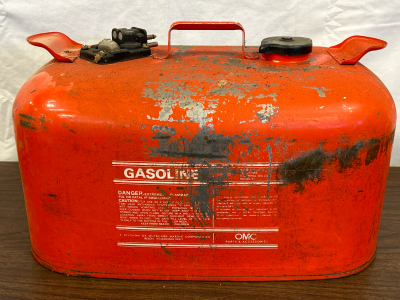 Metal 5 Gallon Gas Can