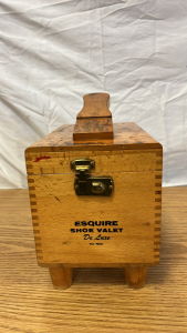 Vintage Esquire Shoe Valet