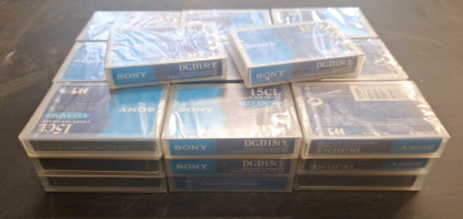 (29) Cleaning cassettes