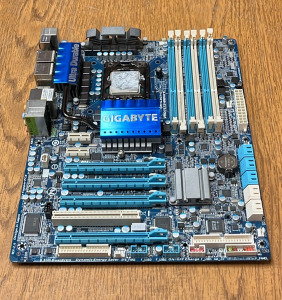 Gigabyte GA-X58A-UD3R Motherboard