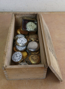 "Elgin Watches" Box with Vintage/Antique Pocket Watches